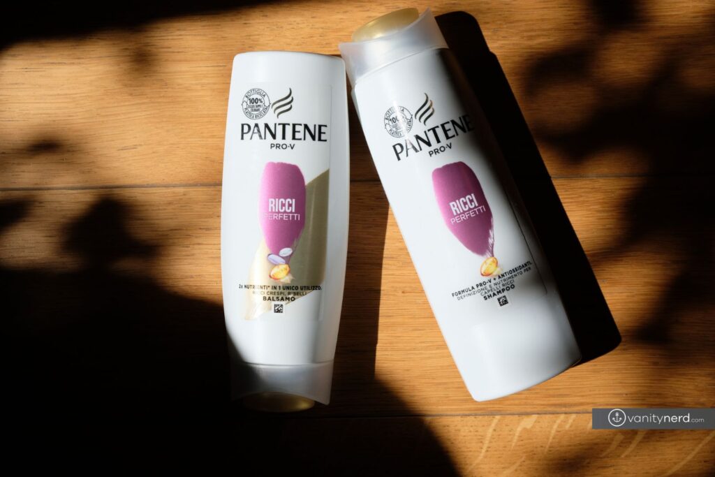 shampoo e balsamo pantene capelli ricci